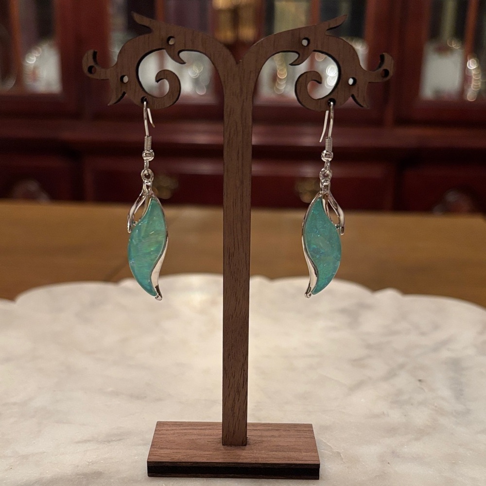 🦚Silver and‎ Blue-Green Earrings🦚